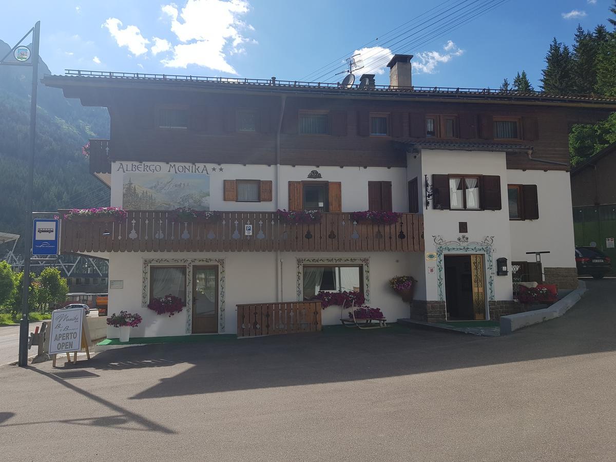 Garni Monika Bed and Breakfast Canazei Exteriör bild